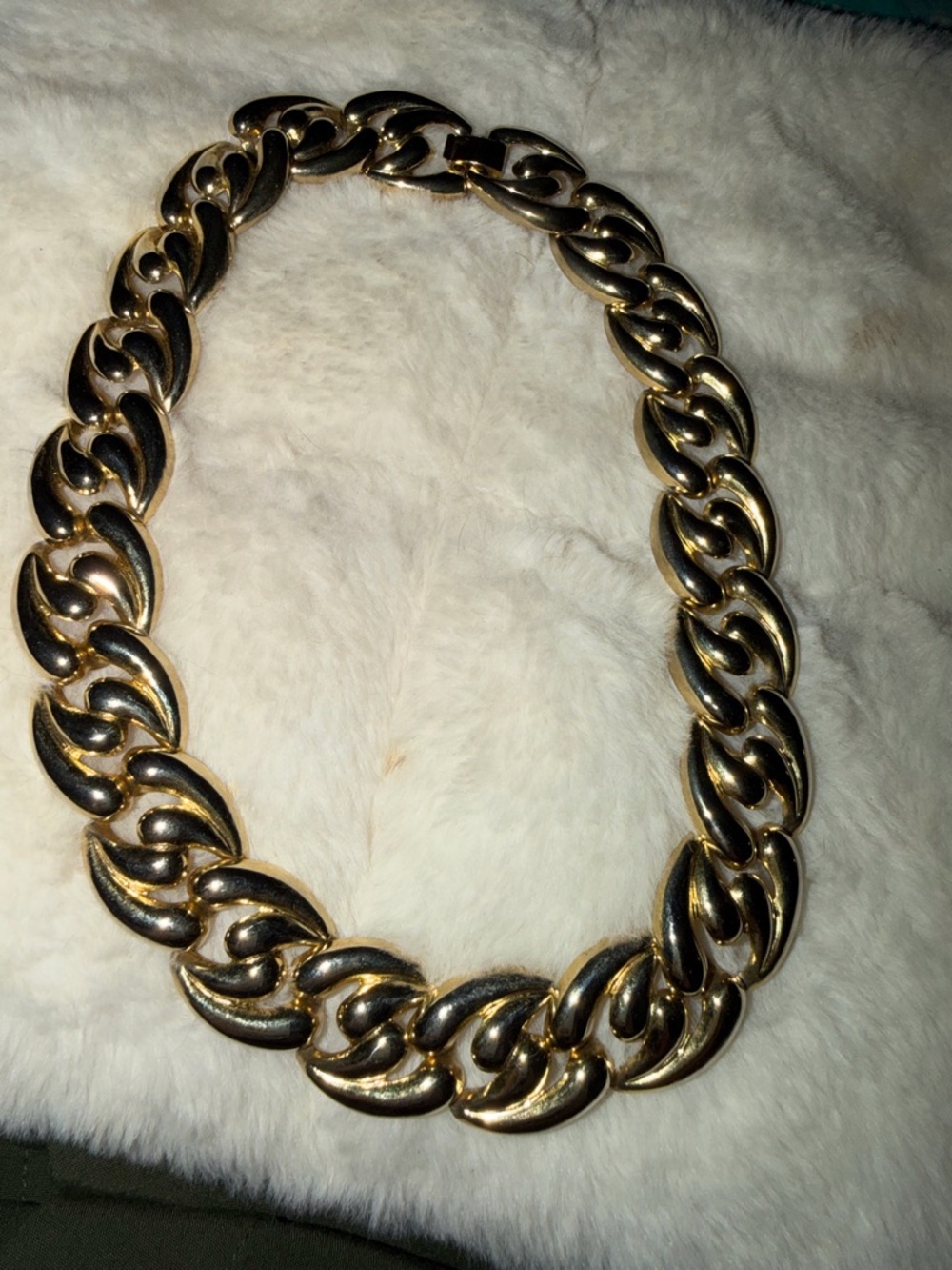 Source Unknown Gold Tone Chunky Curb Chain Necklace